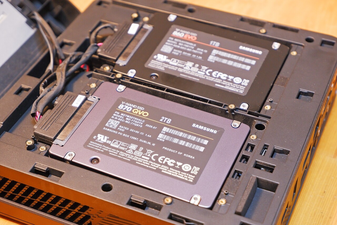 SAMSUNG 870QVO 860EVO SATA SSD + ASUS VivoMini VC65