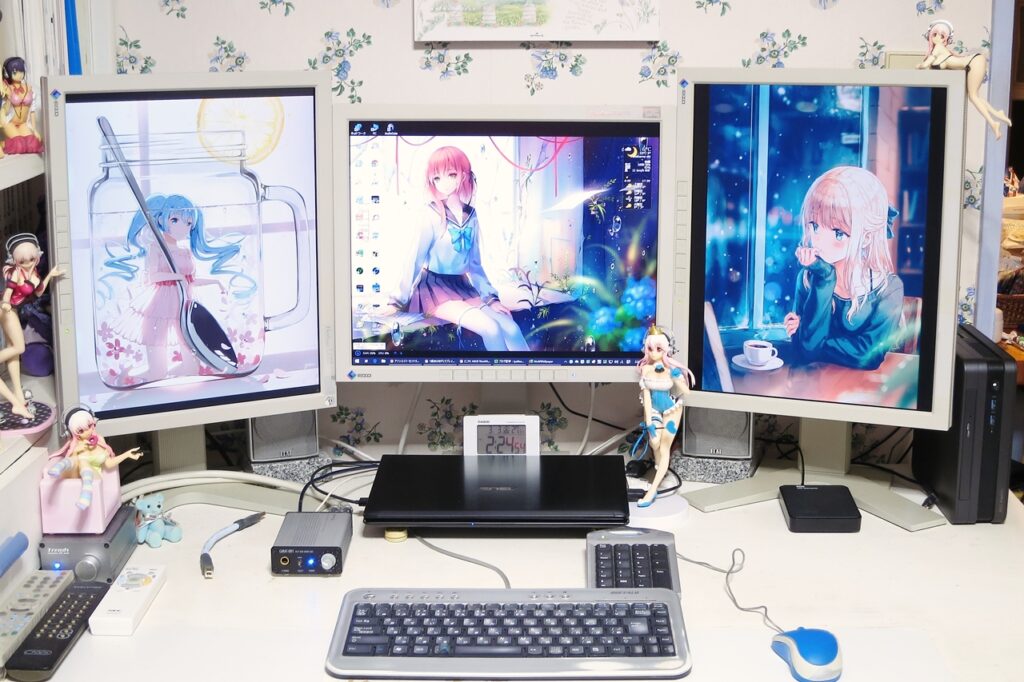 トリプルディスプレイ マルチモニタ EIZO L695 L685