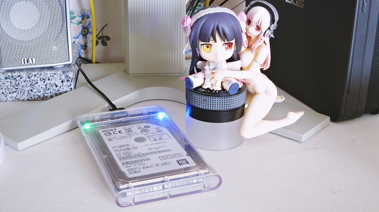 ELUTENG ORICO 2.5インチUSB HDD＆SSDケース