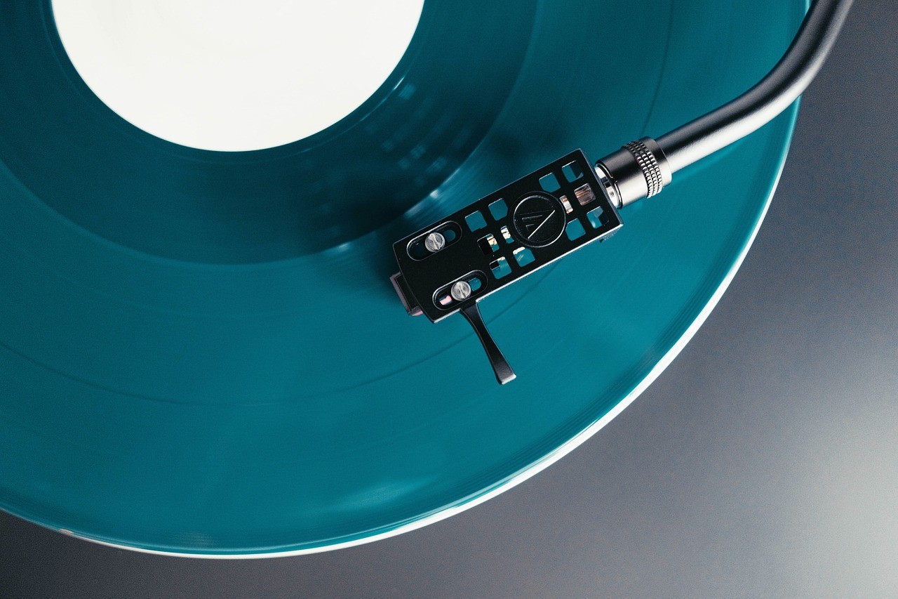 px-Turntable