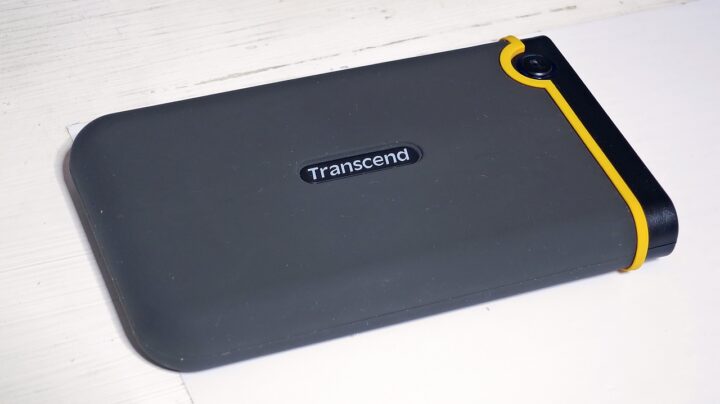 Transcend Storejet 2.5 耐衝撃ポータブルHDD