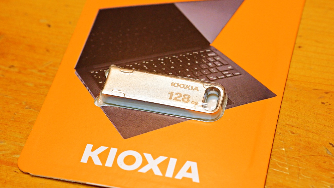 キオクシア KIOXIA TransMemory U366 128GB